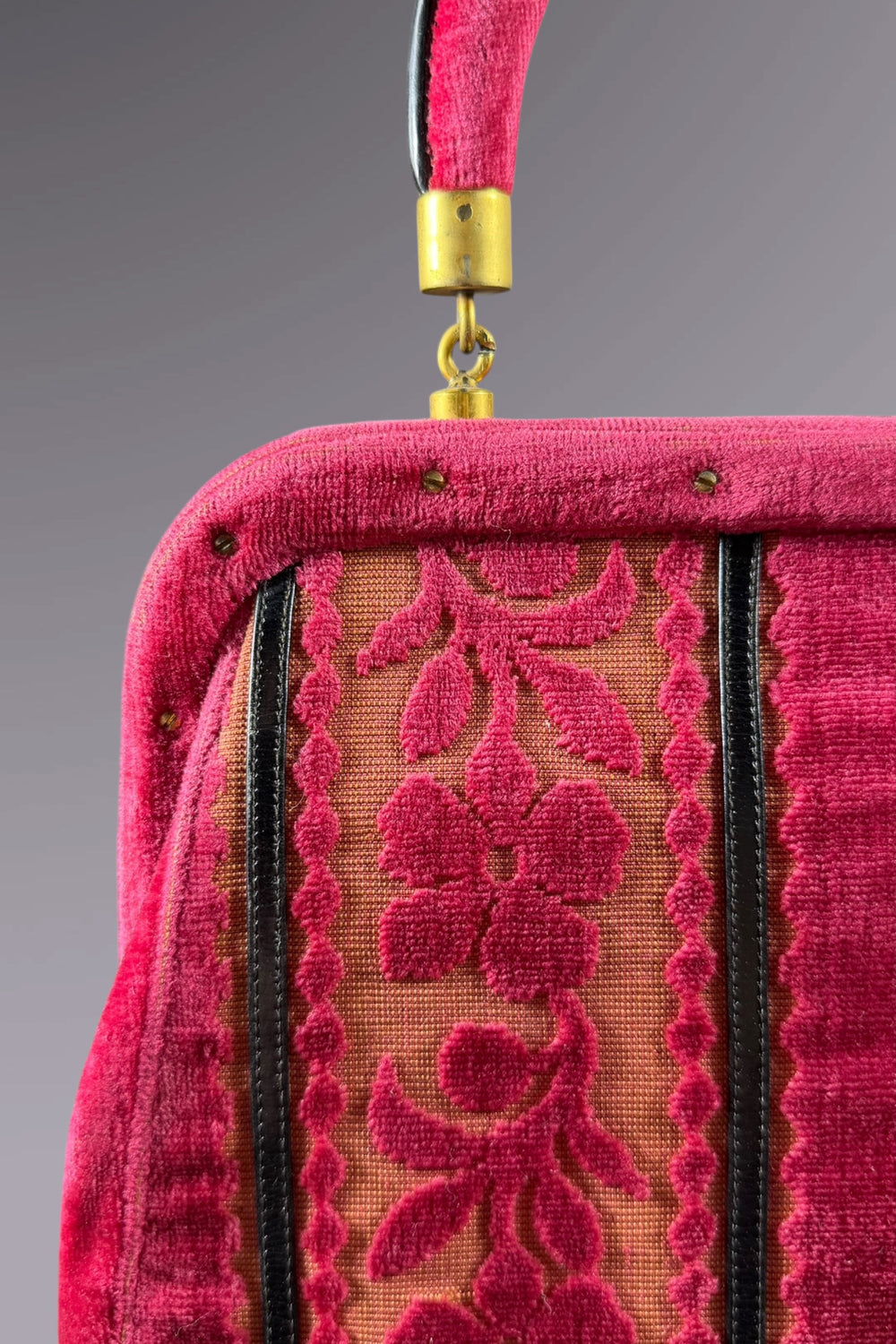 Roberta di Camerino Pink Velvet Floral Frame Bag | Italian Vintage