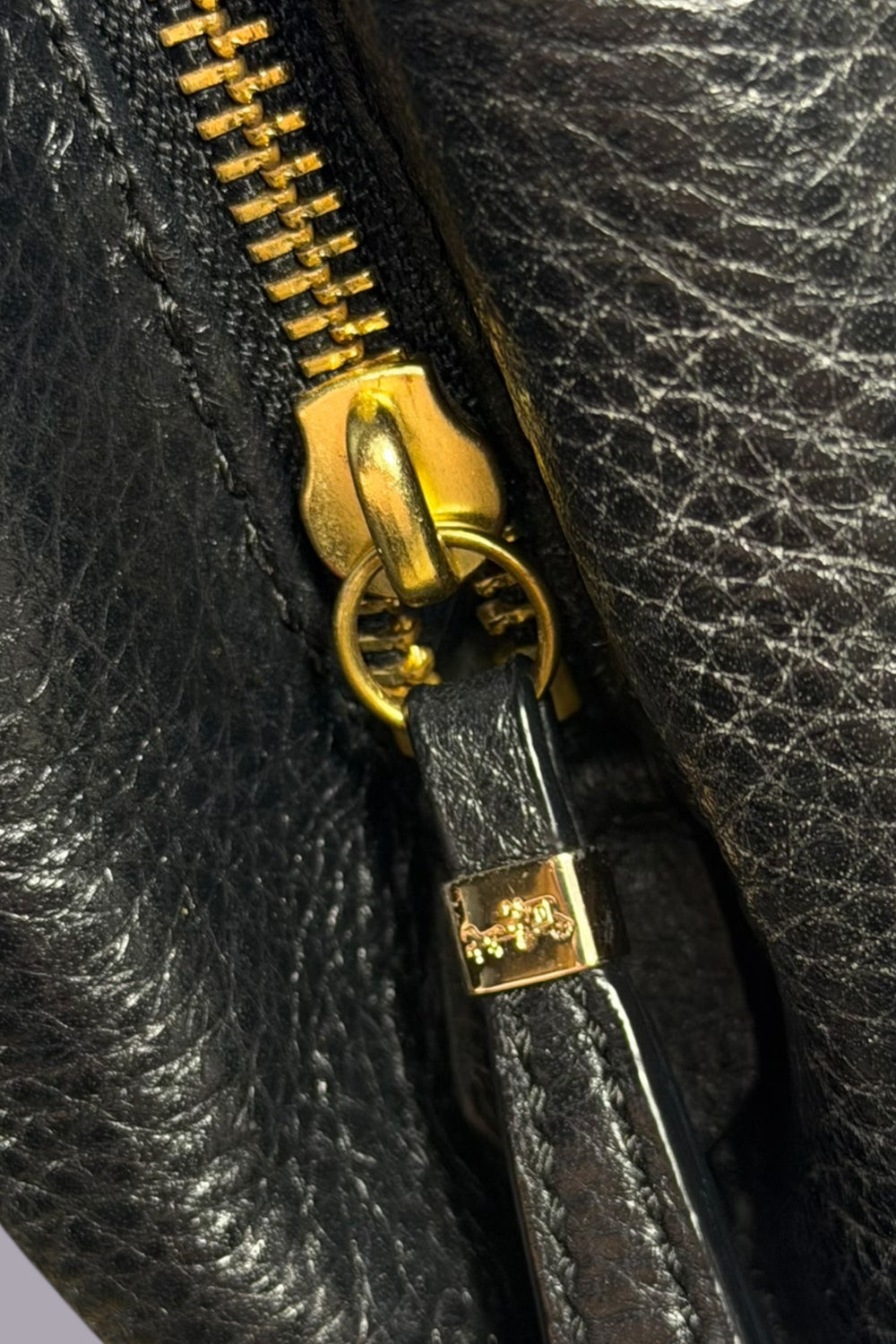 Coach Turnlock Leather Shoulder Bag | American Secondhand