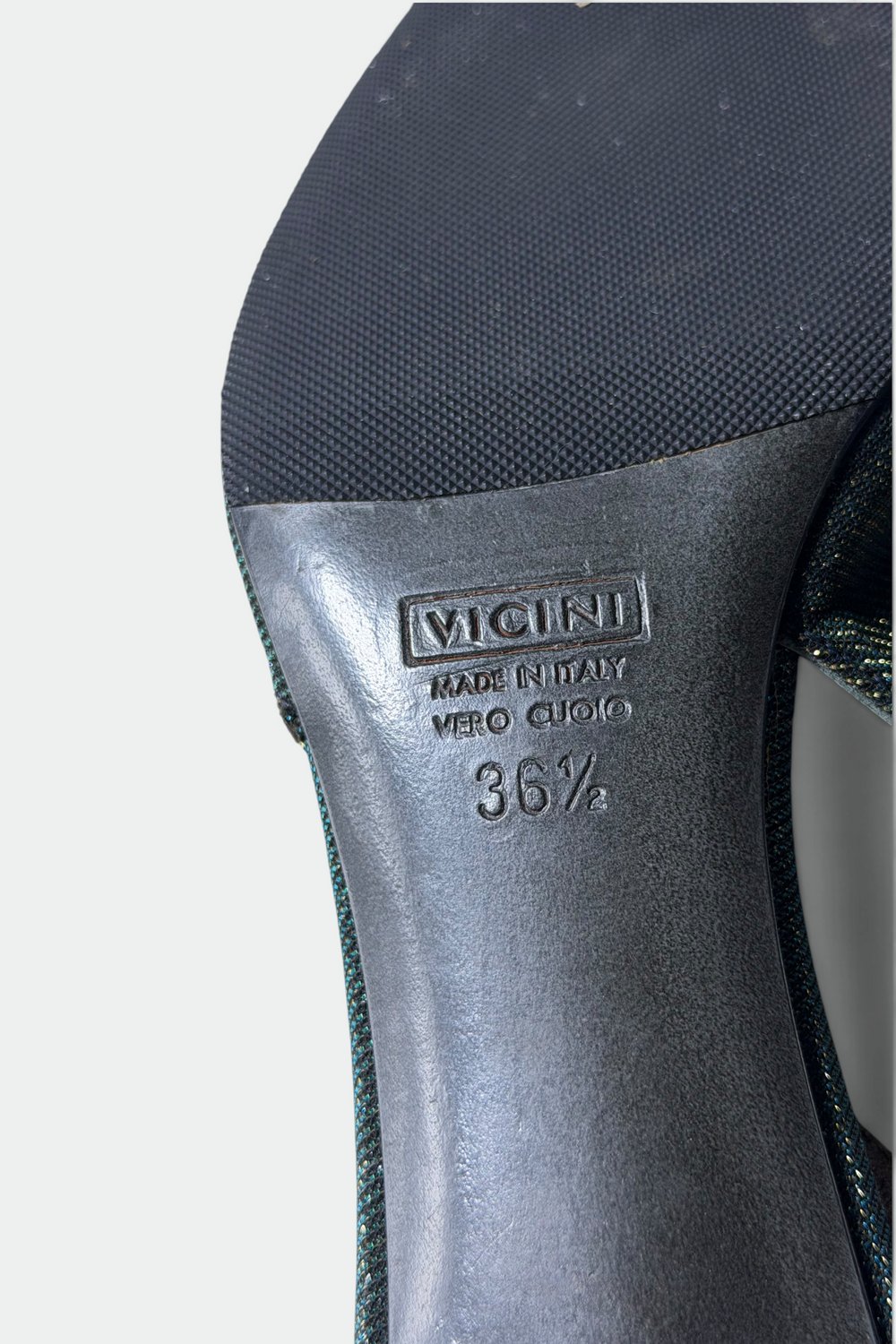 GIUSEPPE ZANOTTI DESIGN IRIDESCENT POINTED-TOE KITTEN HEELS | ITALIAN SECONDHAND