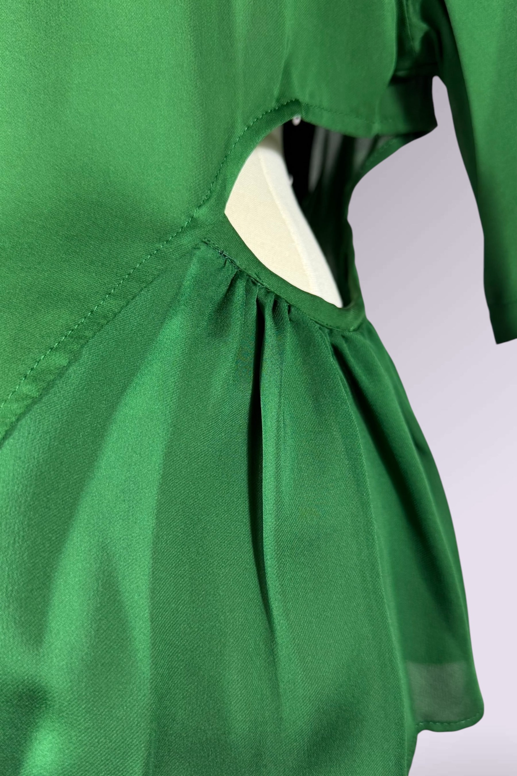 Akane Utsunomiya Silk Multi-Closure Panel Top | Japanese Secondhand