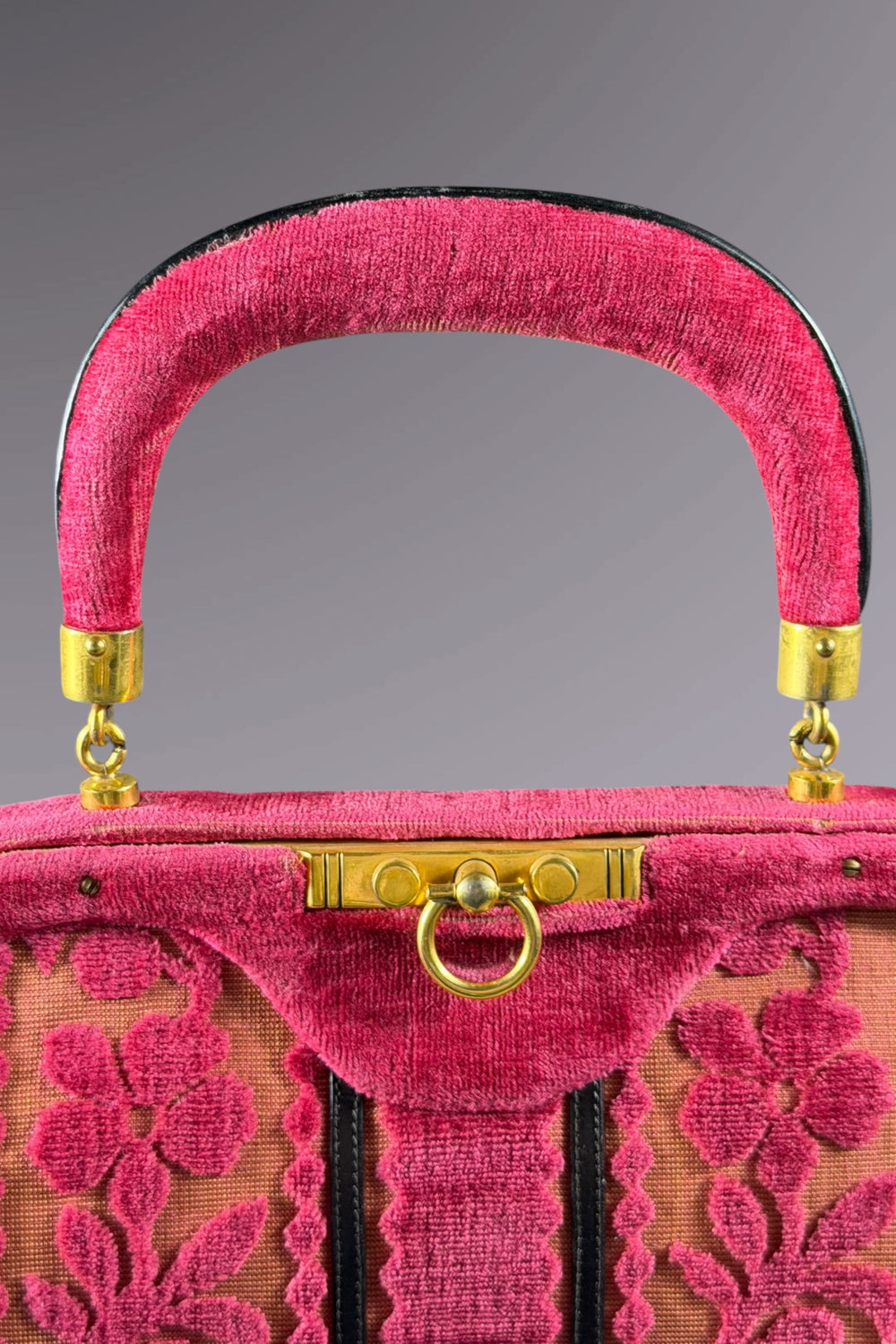 Roberta di Camerino Pink Velvet Floral Frame Bag | Italian Vintage