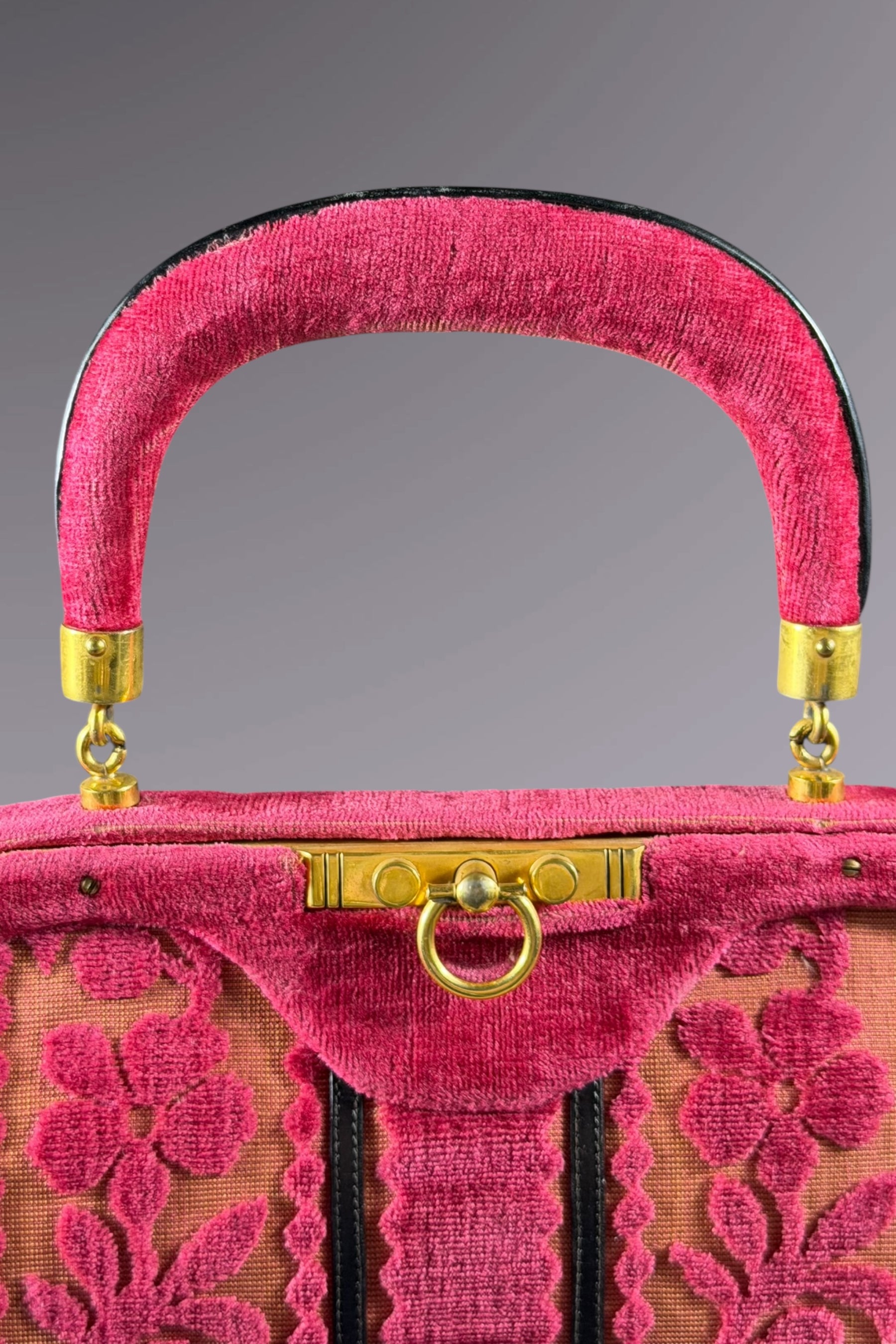 Roberta di Camerino Pink Velvet Floral Frame Bag | Italian Vintage