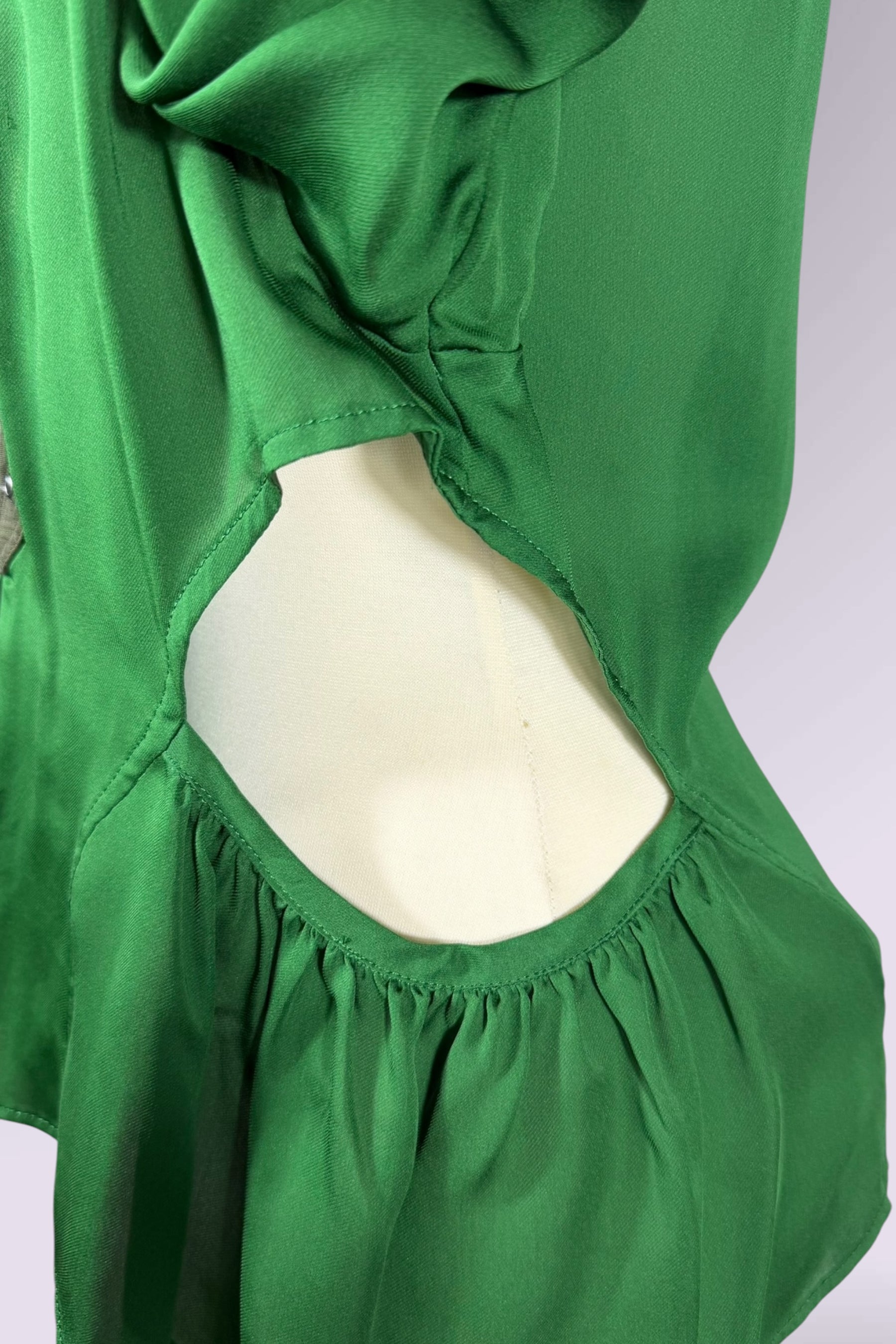 Akane Utsunomiya Silk Multi-Closure Panel Top | Japanese Secondhand