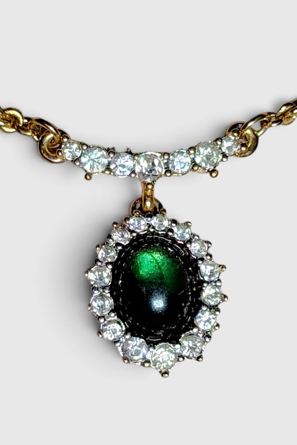 Nina Ricci Green Cabochon Pendant Necklace | French Vintage
