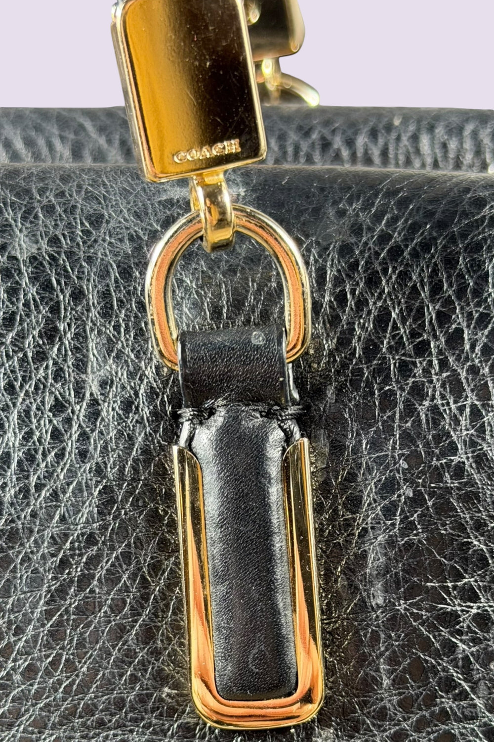 Coach Turnlock Leather Shoulder Bag | American Secondhand