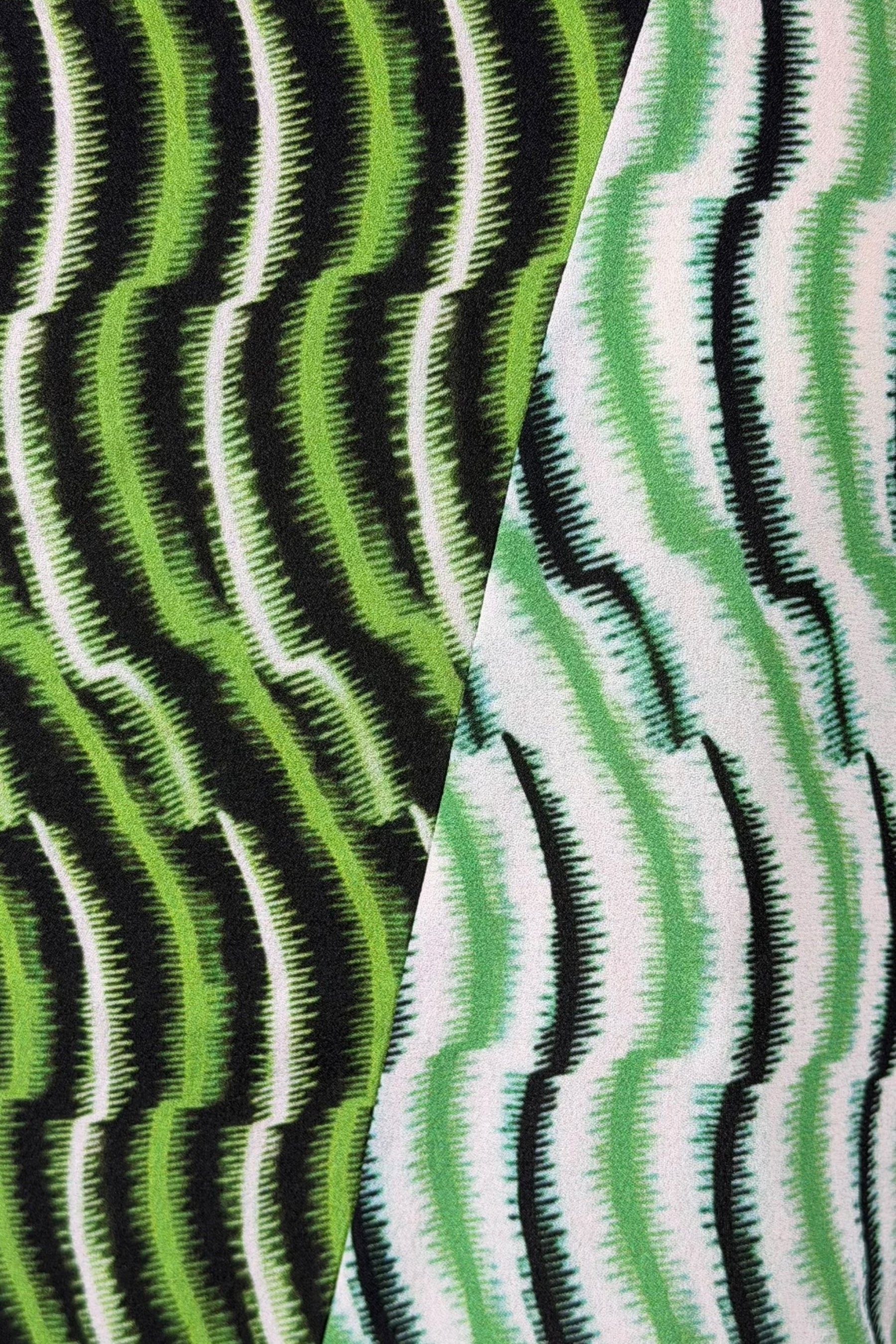 Vivienne Tam Silk Abstract Print Sleeveless Top | Chinese Secondhand