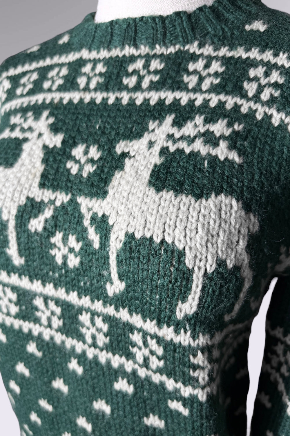 Ralph Lauren Roughwear Reindeer Hand-Knit Wool Sweater | American Vintage