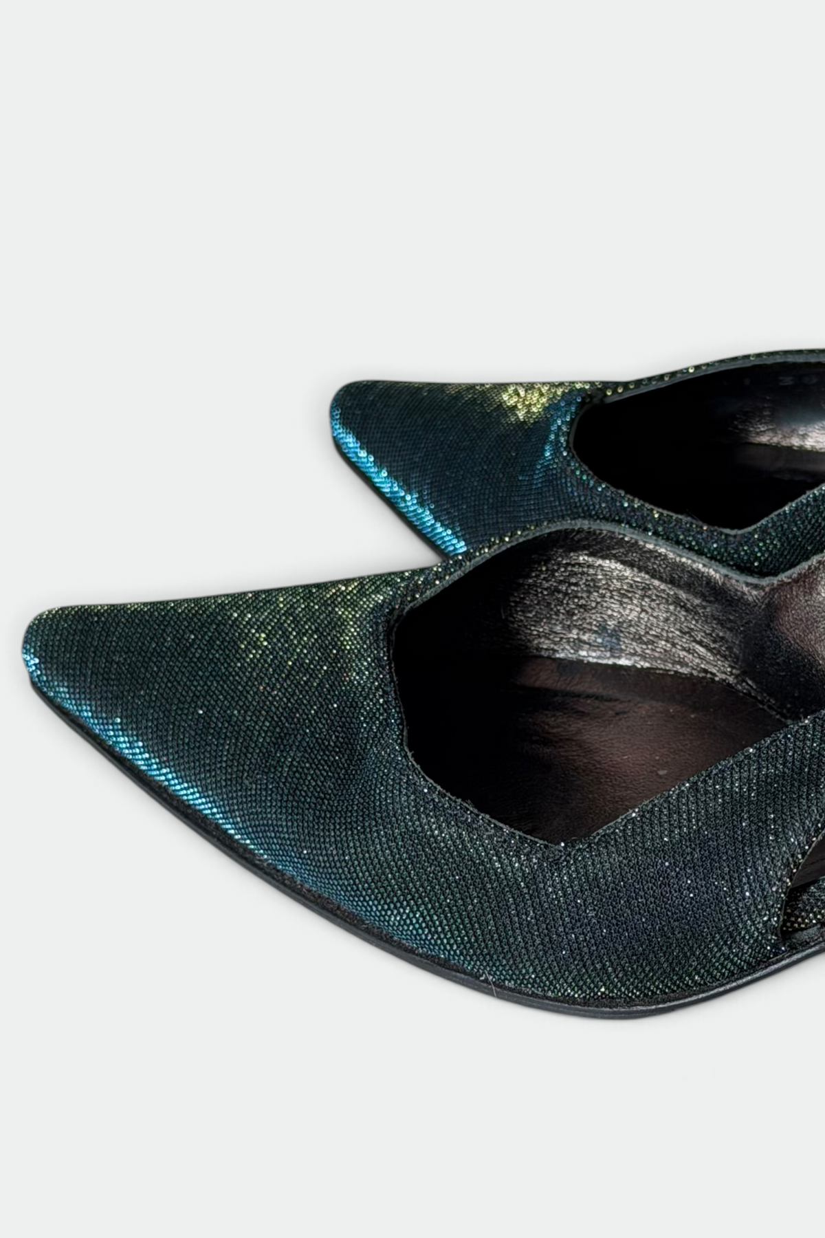 GIUSEPPE ZANOTTI DESIGN IRIDESCENT POINTED-TOE KITTEN HEELS | ITALIAN SECONDHAND