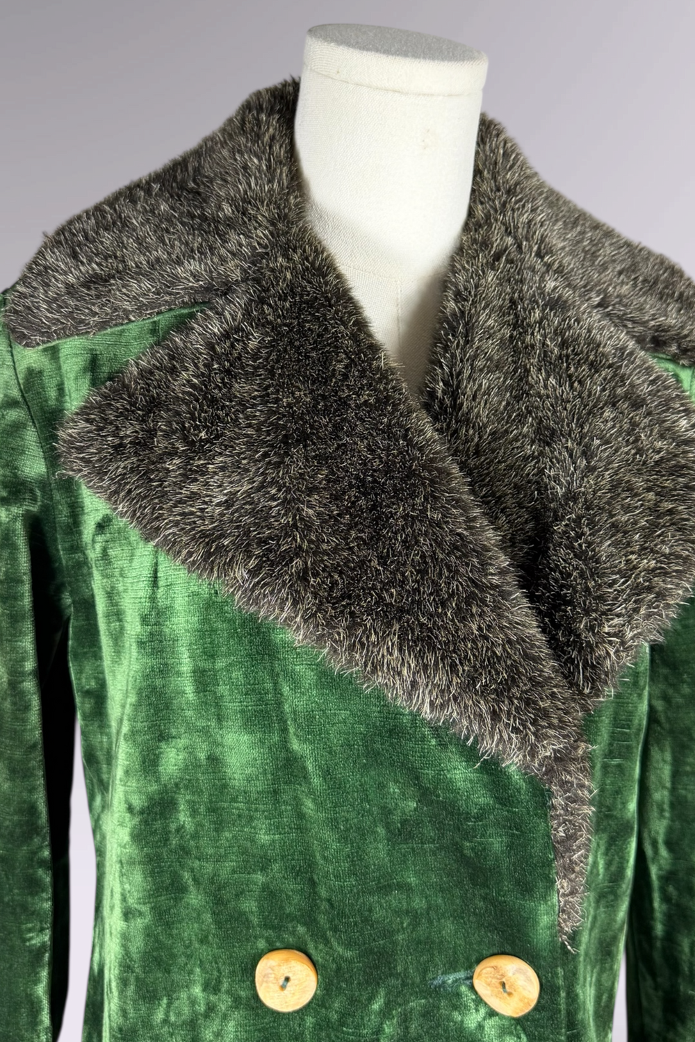 Anna Sui FW 1996 Green Velvet Maxi Coat with Faux Fur Trim | Runway Archive