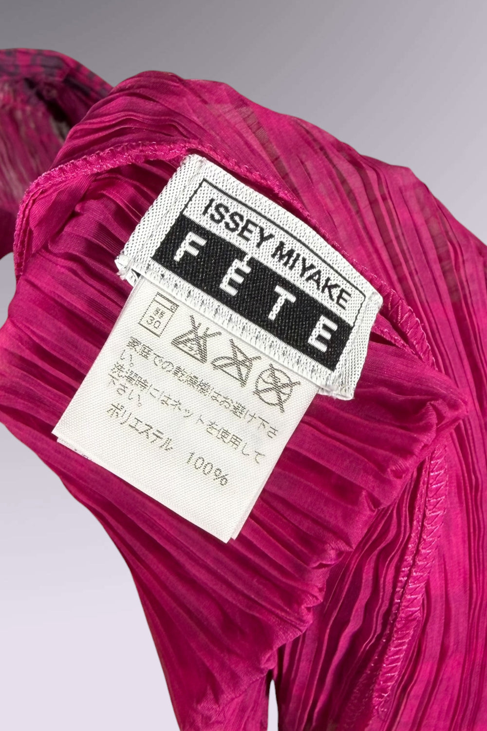 Issey Miyake FETE Pleated Layered Top Set | Japanese Secondhand