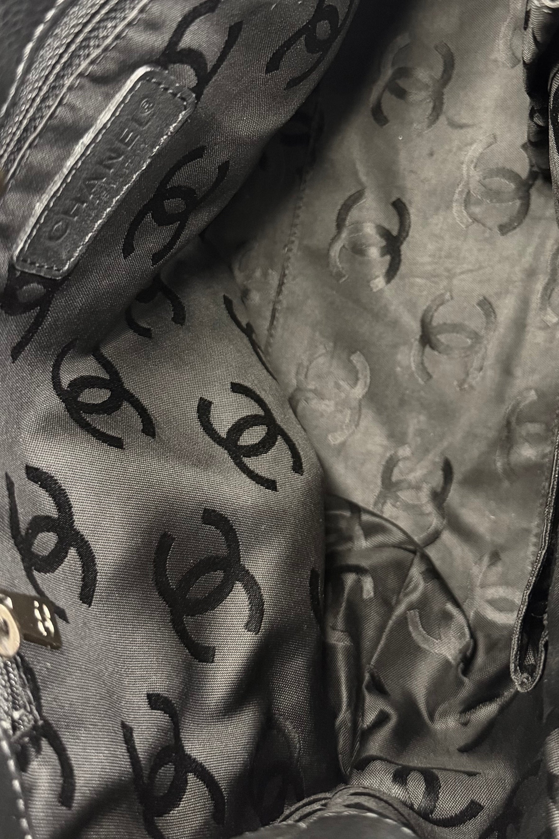 Chanel Early 2000s CC Turnlock Shoulder Bag | French Vintage