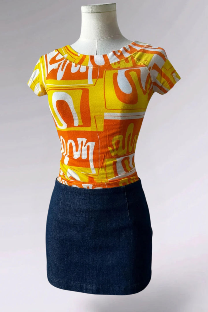 Colours of the World Graphic Tee | European Vintage