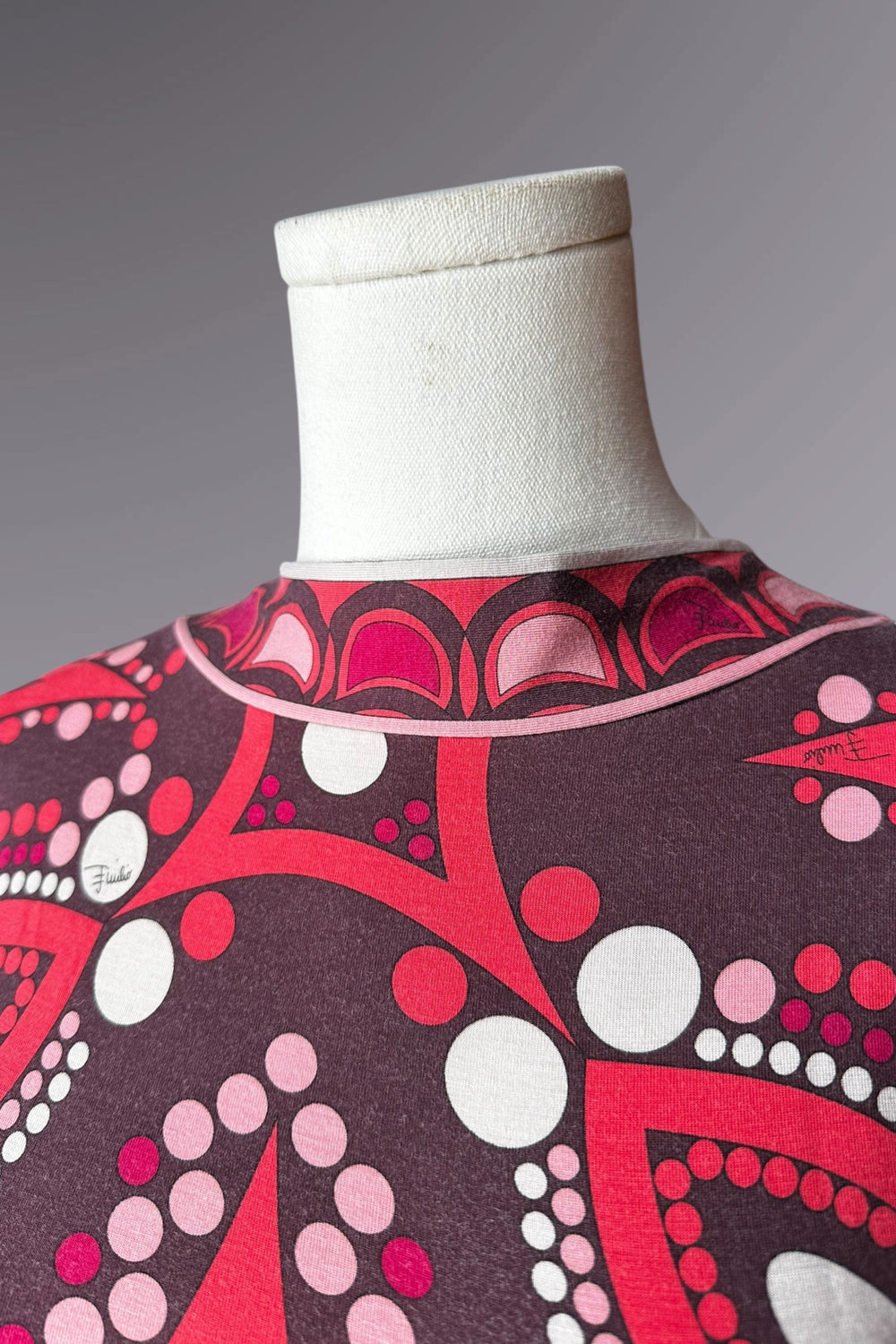 Emilio Pucci Red & Pink Short Sleeve Printed Top | Italian Designer Vintage