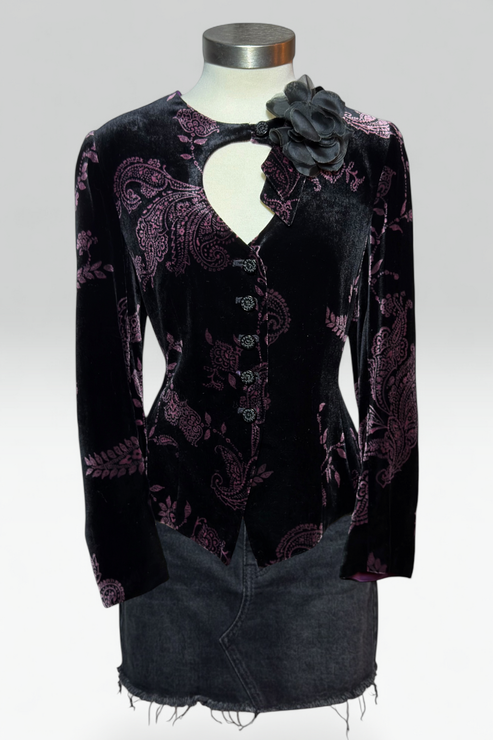 COMING SOON: Armani Collezioni Paisley Velvet Floral Appliqué Blazer | ITALIAN VINTAGE