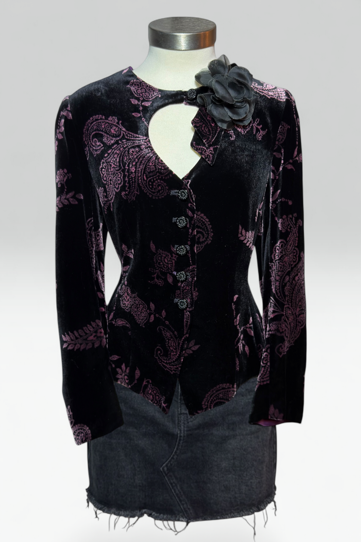 COMING SOON: Armani Collezioni Paisley Velvet Floral Appliqué Blazer | ITALIAN VINTAGE