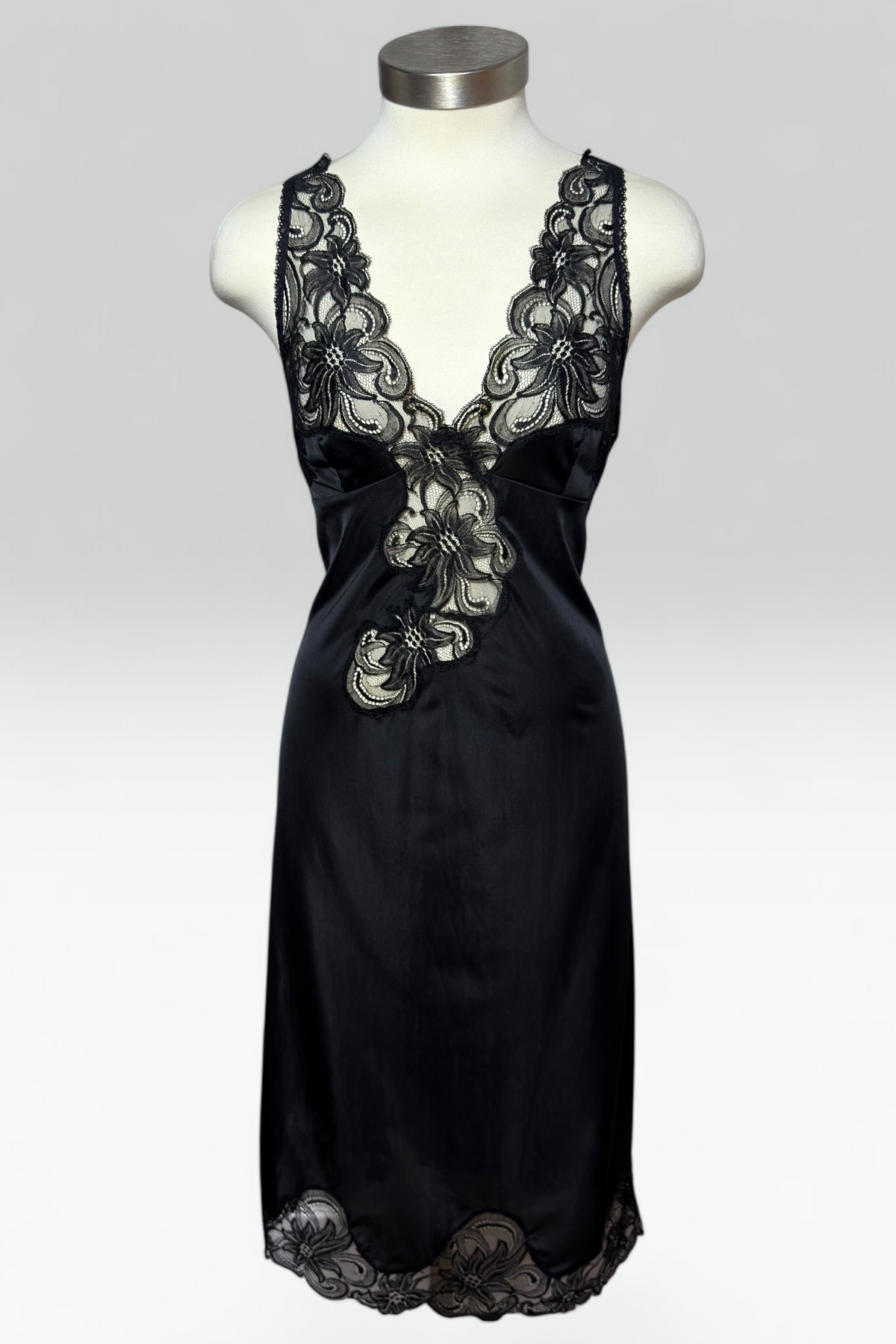 Coming soon: CHRISTIAN DIOR BLACK LACE SLIP DRESS