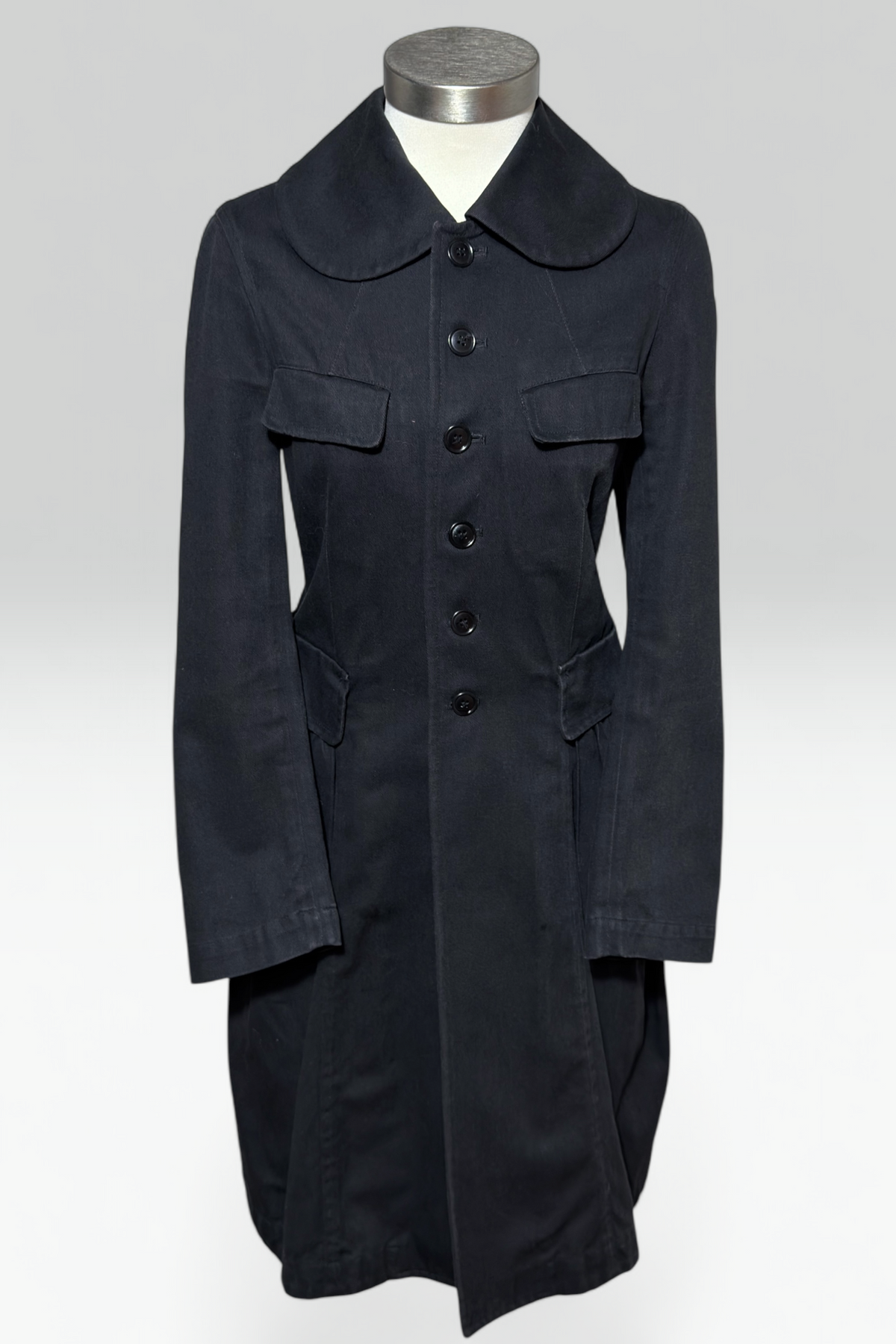COMING SOON: COMME DES GARÇONS ROUND COLLAR COAT