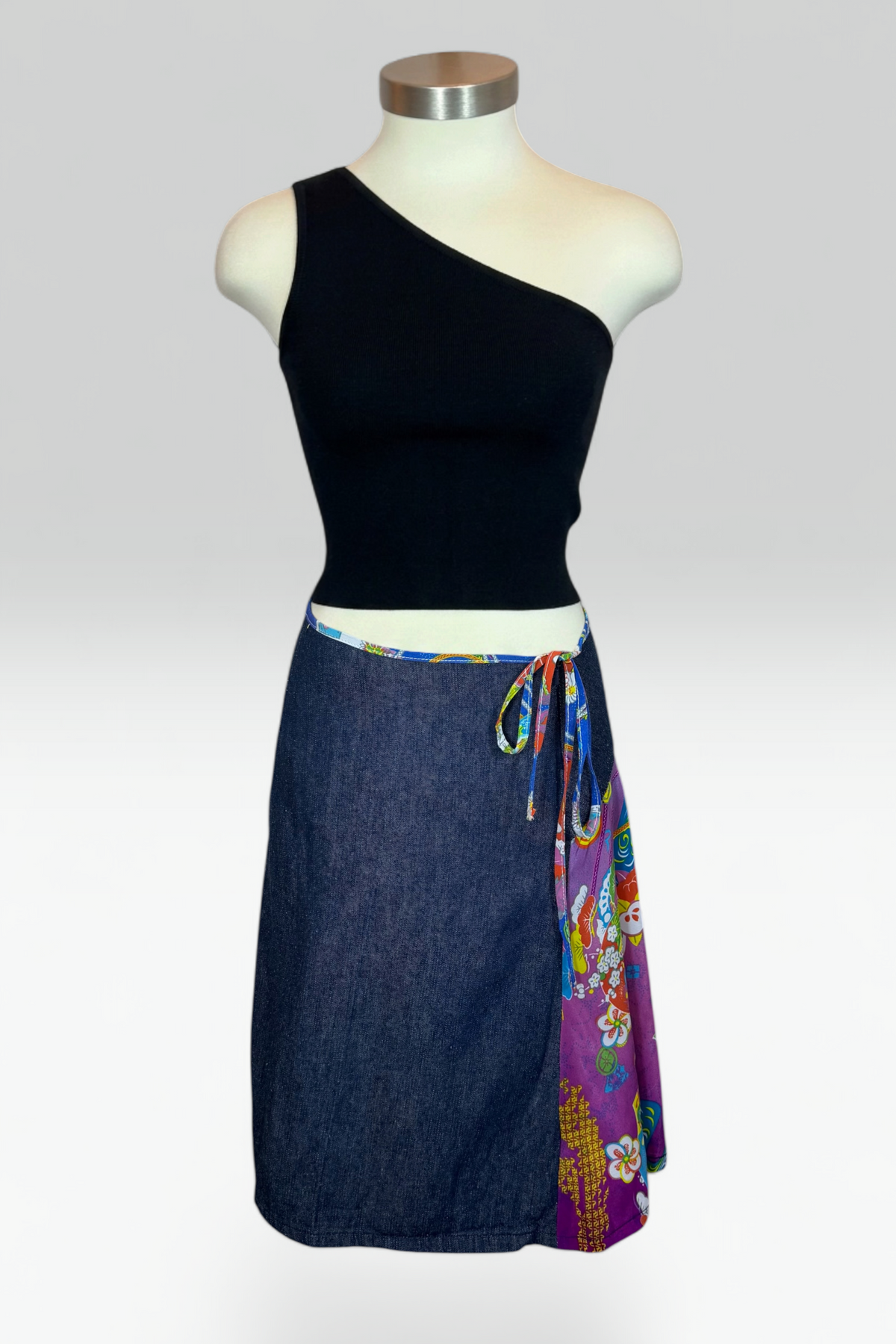 Evisu Knee-Length Mixed Media Denim Side Zip Skirt